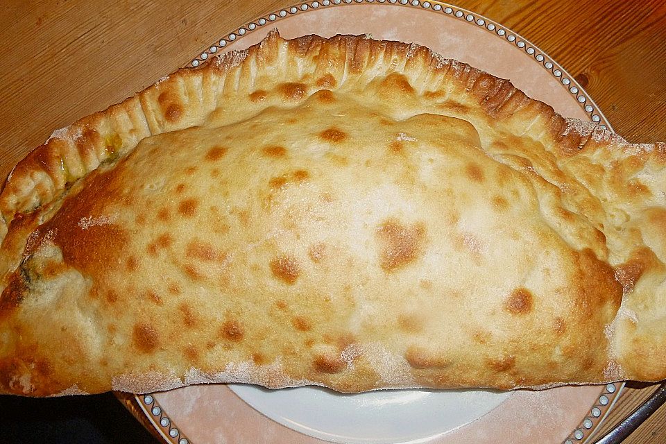 Calzone mit Spinat