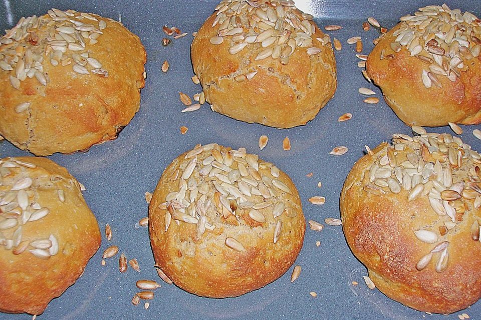 Delfinas Sonnenblumenbrötchen