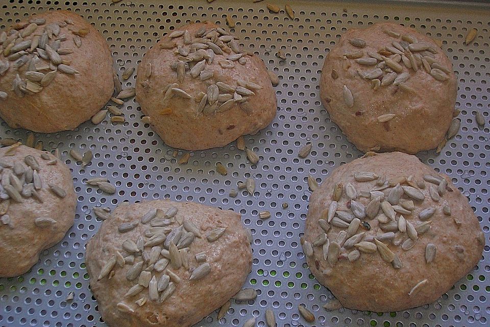 Delfinas Sonnenblumenbrötchen