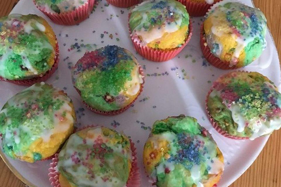 Regenbogen-Muffins