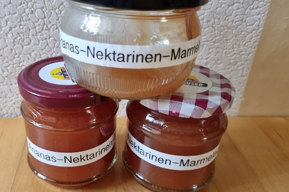 Ananas-Nektarinen Marmelade