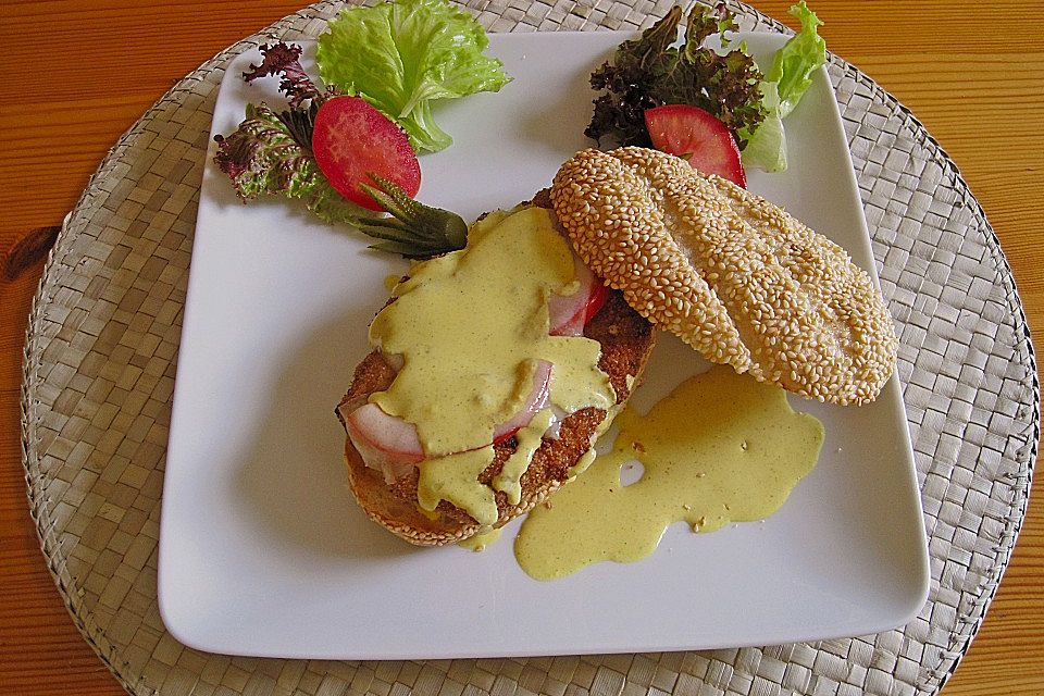 Chickenburger mit Eier-Currysauce