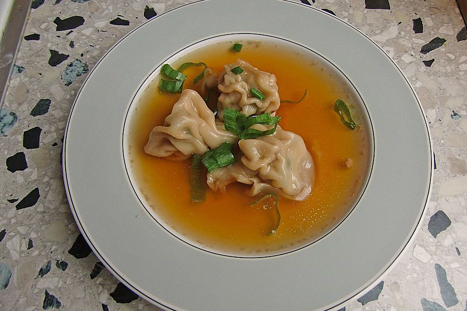 Wan Tan-Suppe