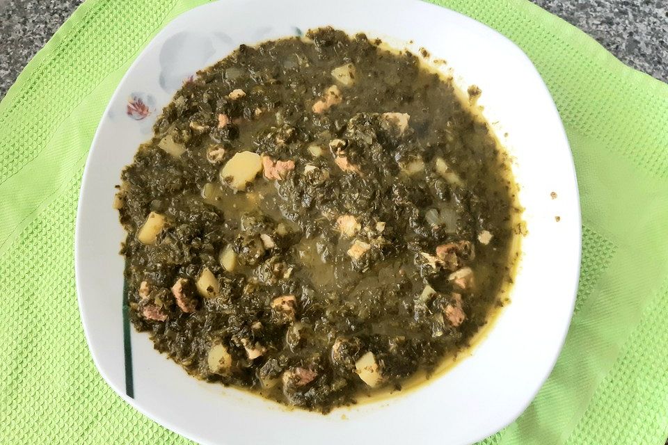 Grünkohlsuppe mit Kasseler