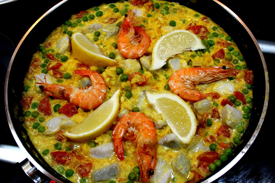 Cremige Fisch-Paella