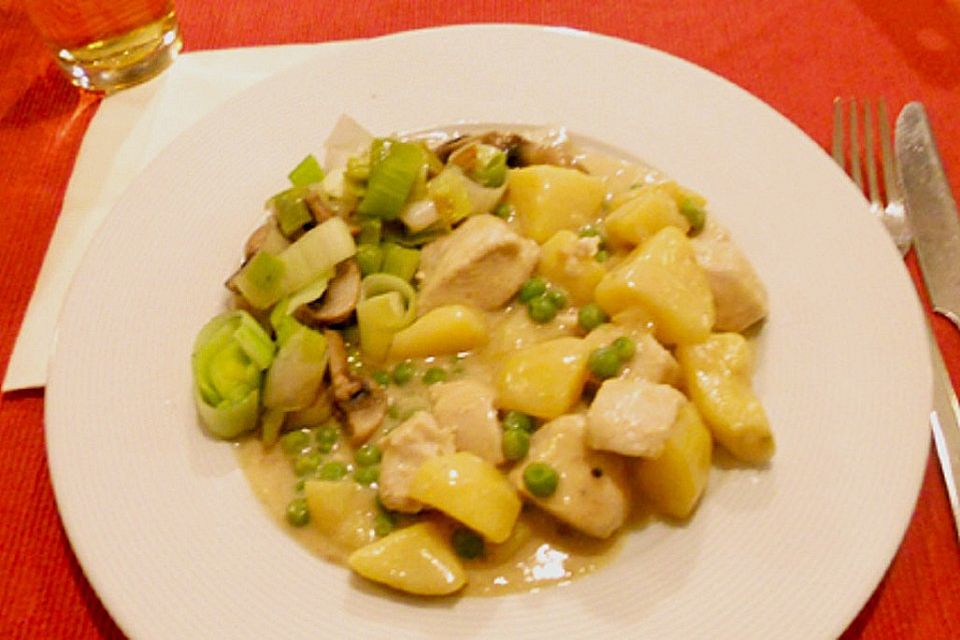 Kartoffelcurry mit Hähnchenbrustfilet