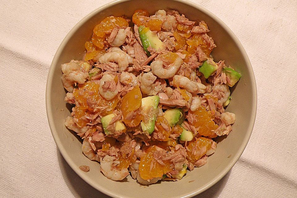 Avocado-Mandarinen-Krabben-Salat