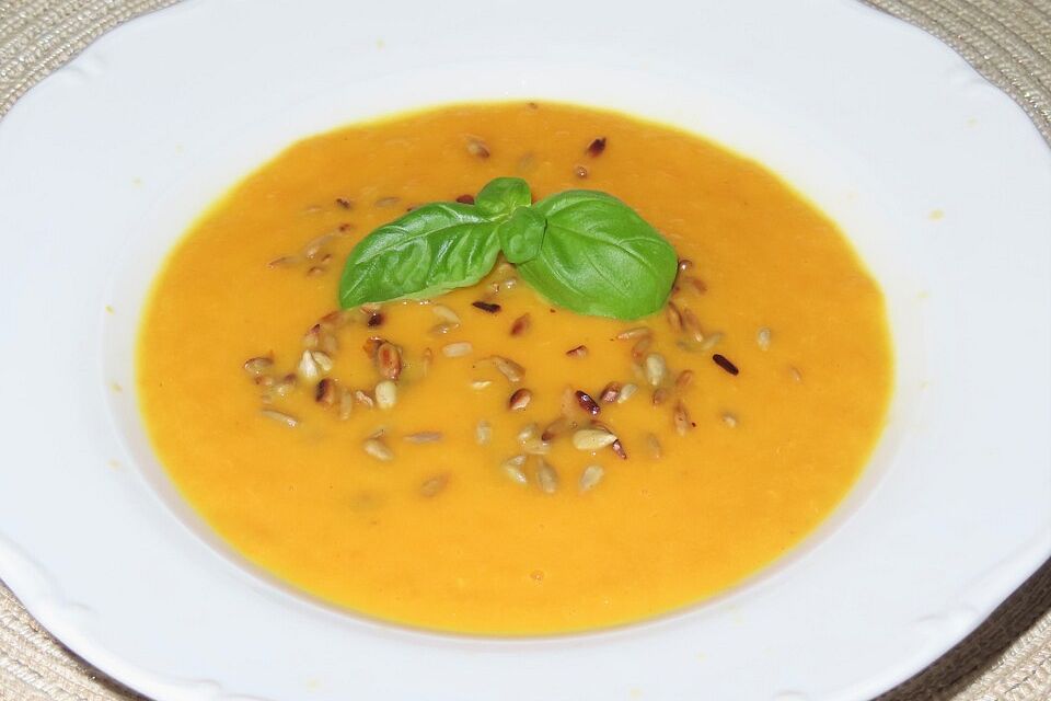 Möhren-Orangen-Suppe