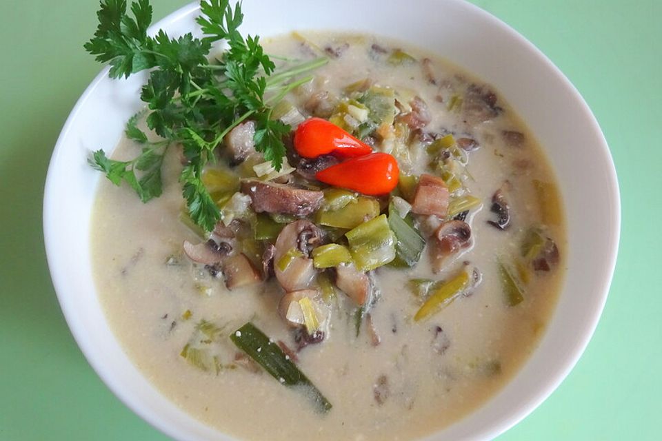 Champignon-Käse-Suppe