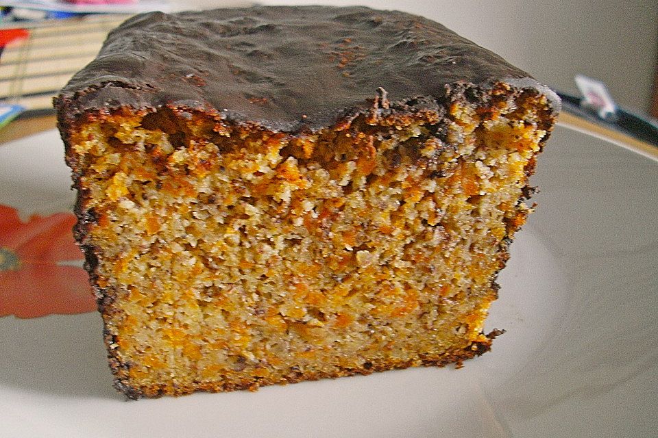 Karottenkuchen aus Österreich