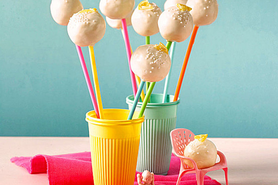 Lemon Cake Pops