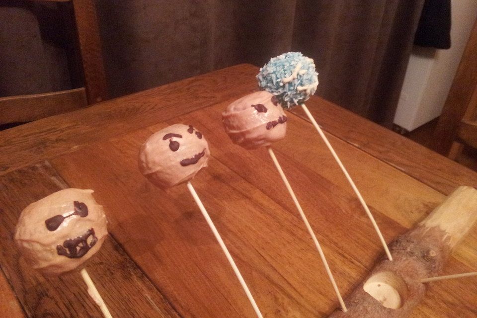 Lemon Cake Pops