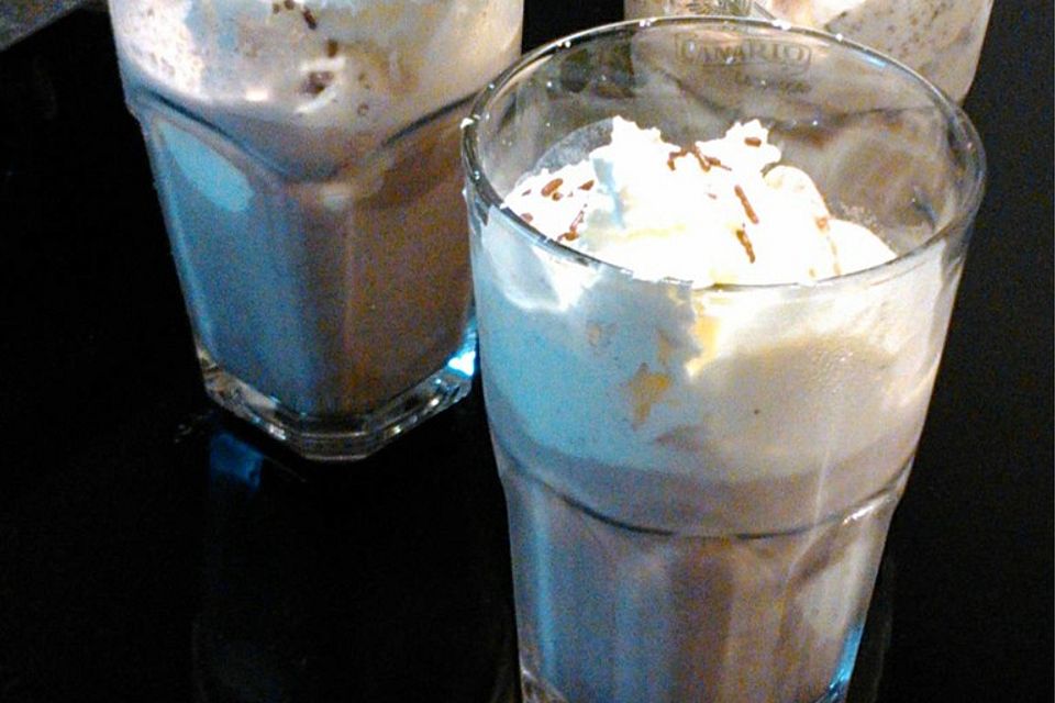 Eisschokolade mit Kaffee