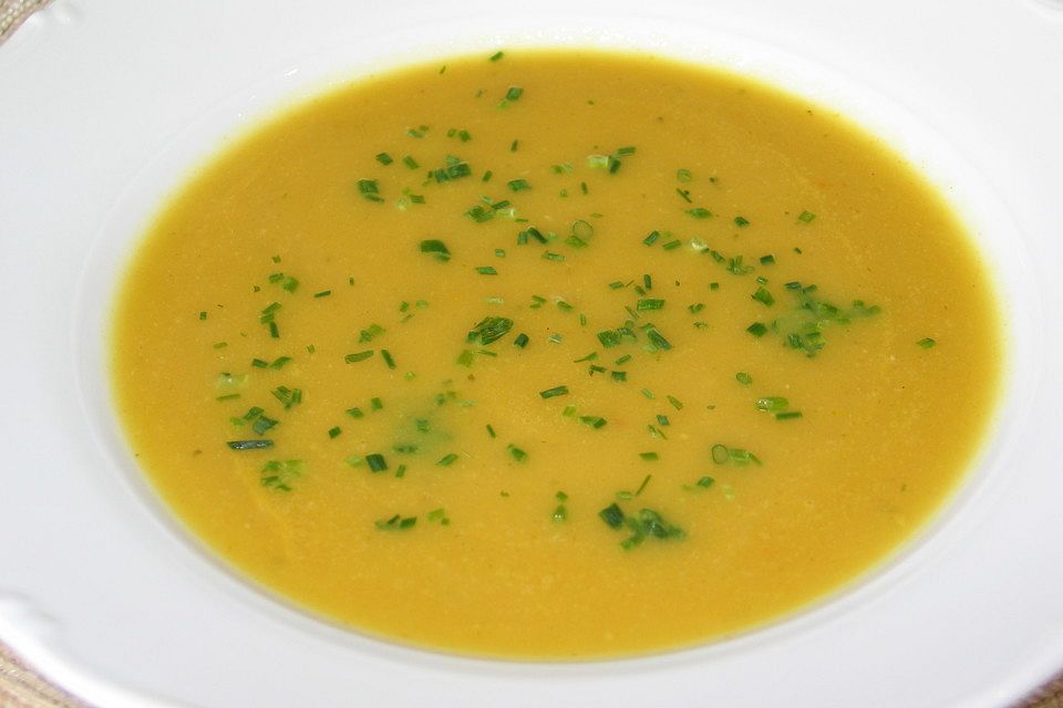 Curry-Apfel-Suppe