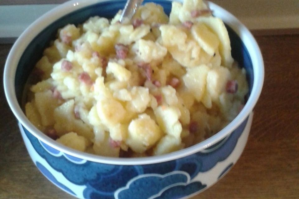 Kartoffelsalat mit Speck