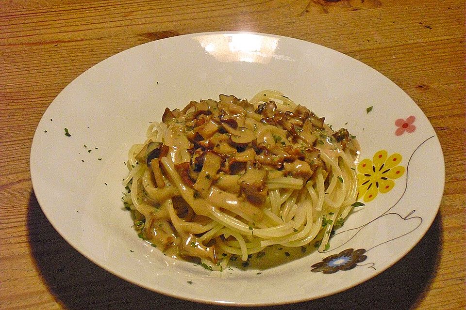 Spaghetti mit Steinpilzen