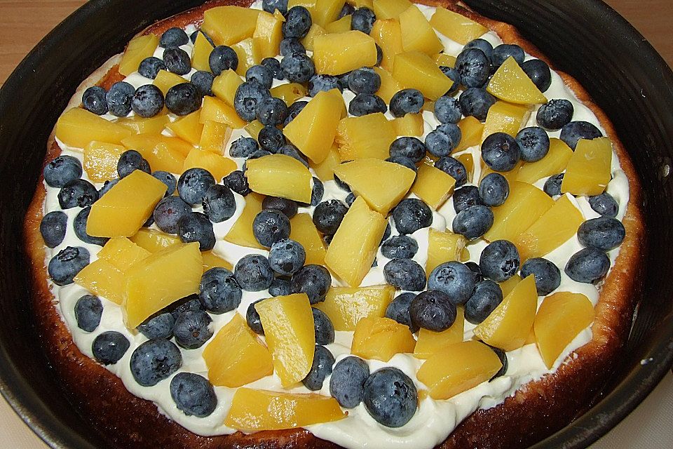 Cremige Obsttorte