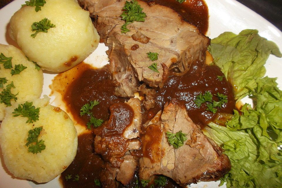 Geschmorter Schweinebraten