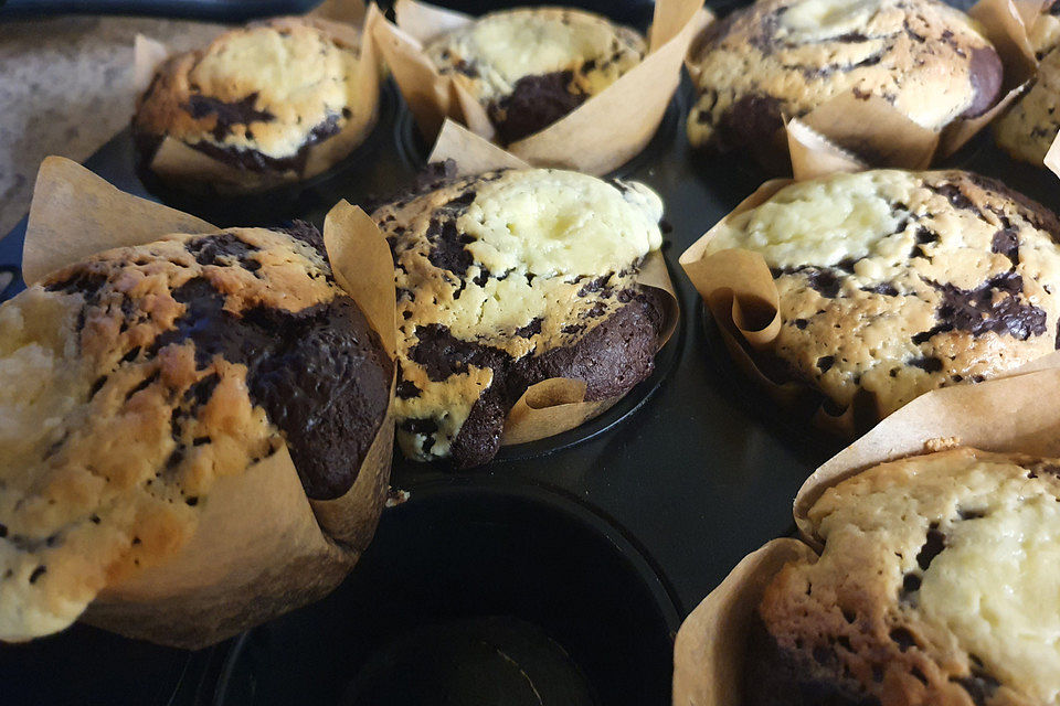 Double Chocolate Cheesecake Muffins