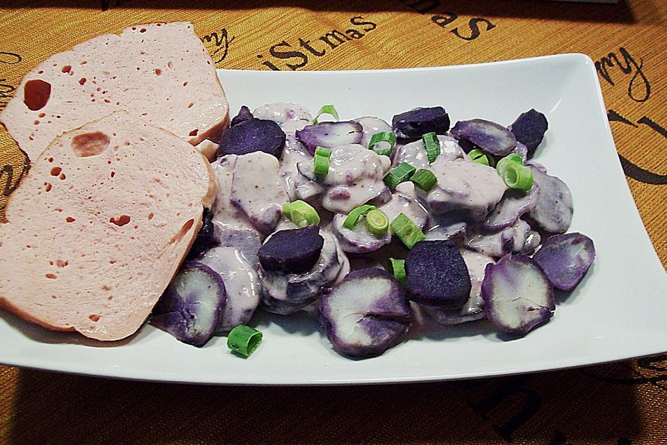 Blauer Kartoffelsalat