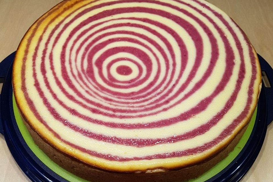 Zebra-Himbeer-Käsekuchen