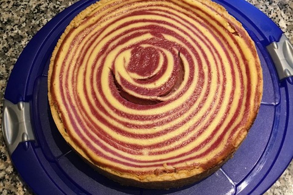 Zebra-Himbeer-Käsekuchen