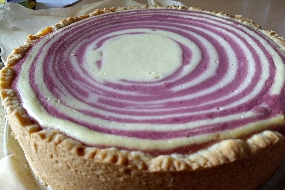 Zebra-Himbeer-Käsekuchen