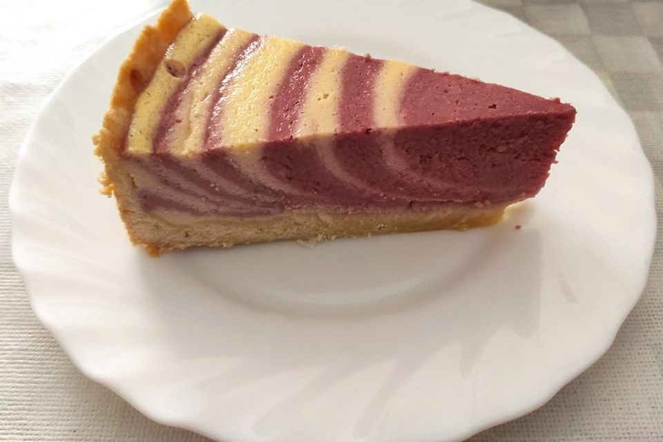 Zebra-Himbeer-Käsekuchen