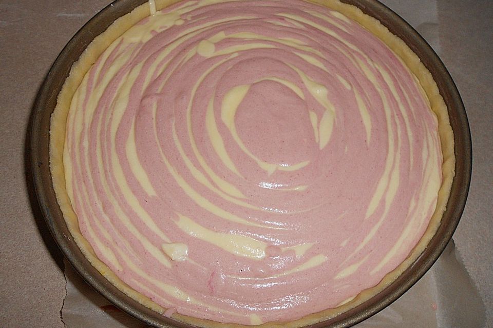 Zebra-Himbeer-Käsekuchen