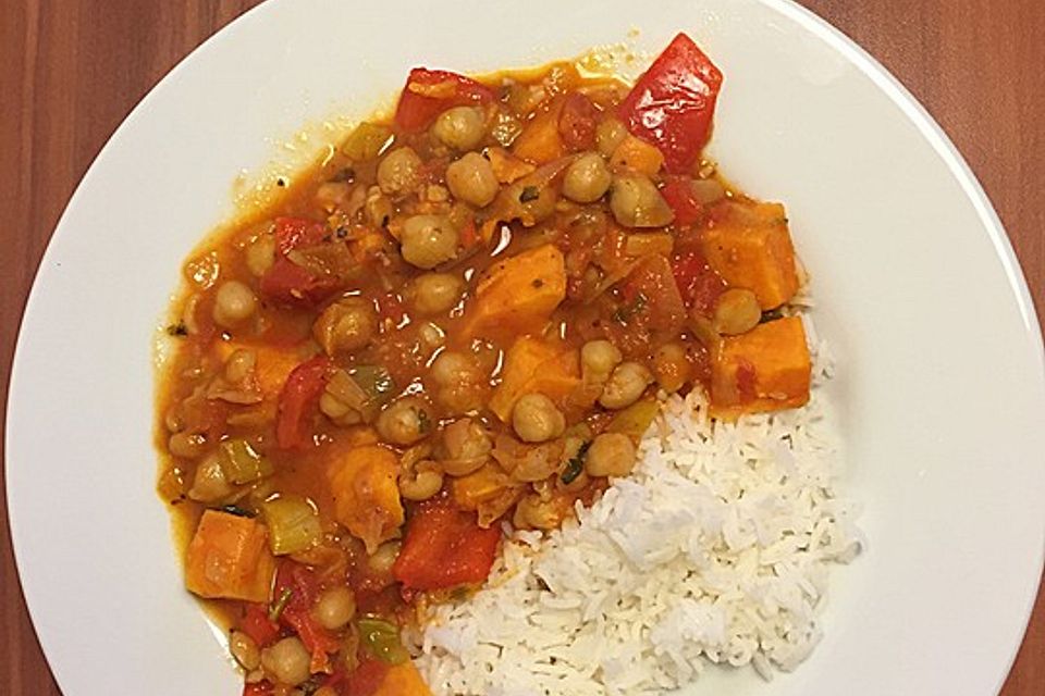 Süßkartoffel-Kichererbsen Curry