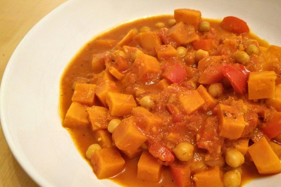 Süßkartoffel-Kichererbsen Curry