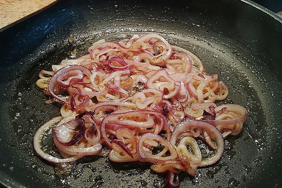 Caramelized Red Onion Humous