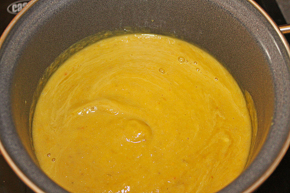 Kürbis-Pastinakensuppe