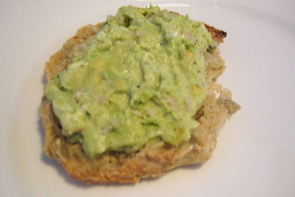 Avocado - Zwiebel - Frischkäse Creme