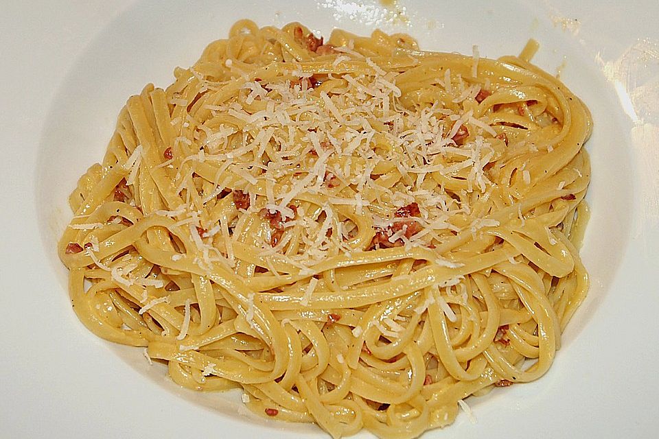 Bandnudeln à la carbonara