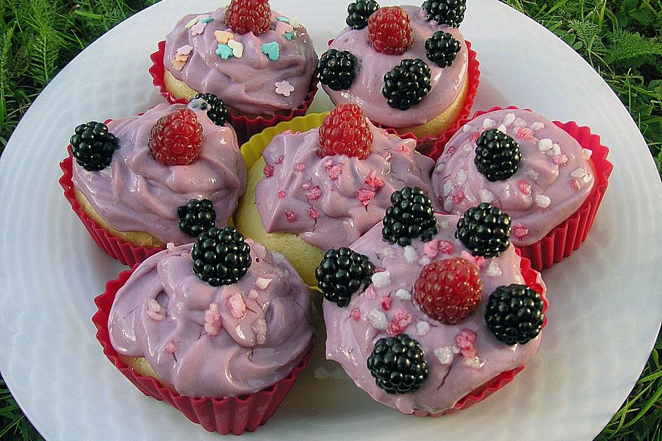 Waldfrucht-Cupcakes