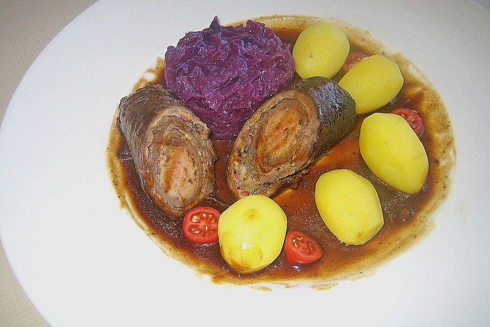 Omas Rinderrouladen mit Rotkraut