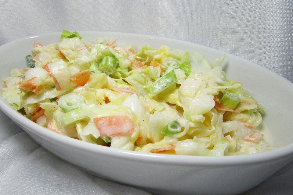 Spitzkohlsalat mit Meerrettich