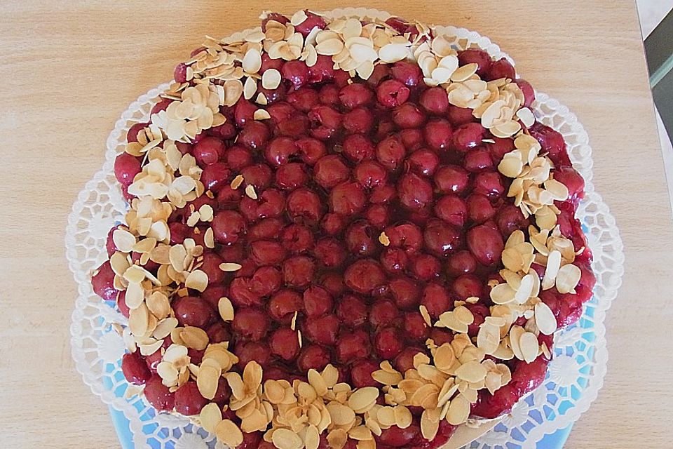 Amarettini-Kirsch Torte