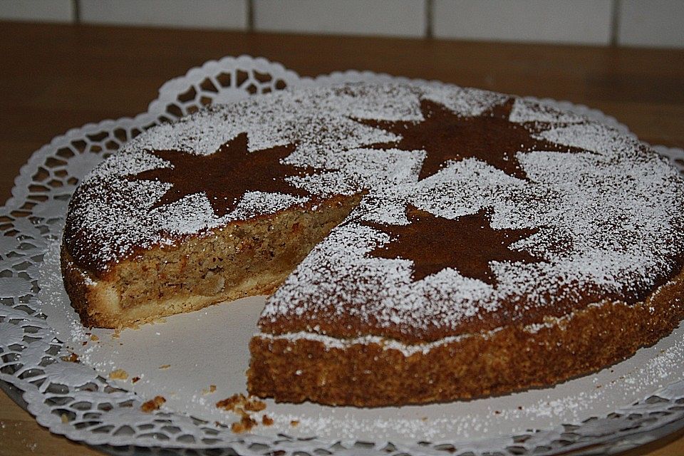 Weihnachtliche Zimttorte