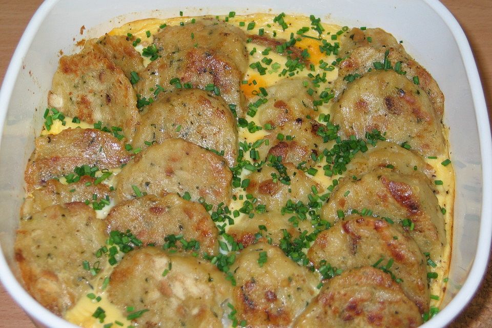 Eingeschnittene Knödel