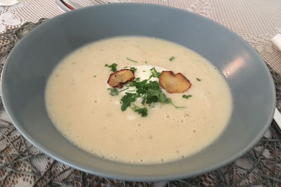 Pastinaken-Rahmsuppe