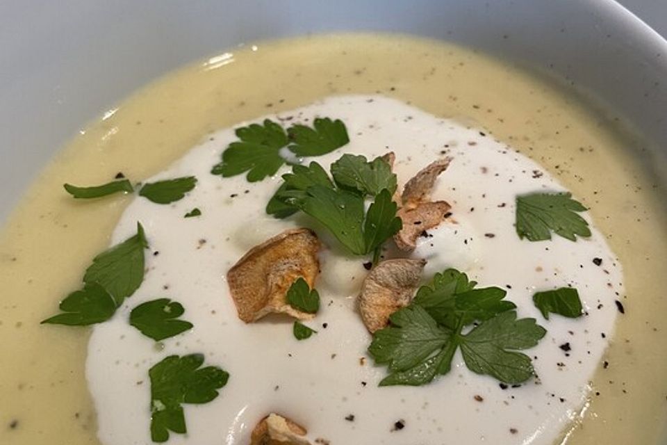 Pastinaken-Rahmsuppe