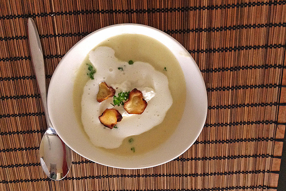 Pastinaken-Rahmsuppe