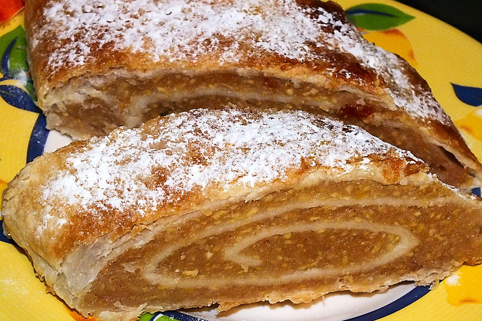 Apfelstrudel mit Blätterteig