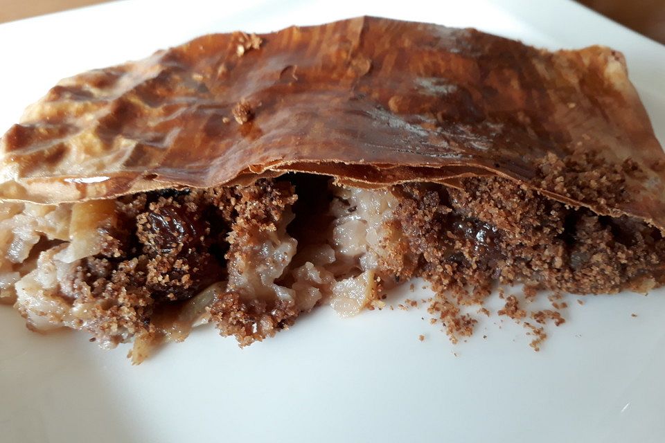 Apfelstrudel mit Blätterteig