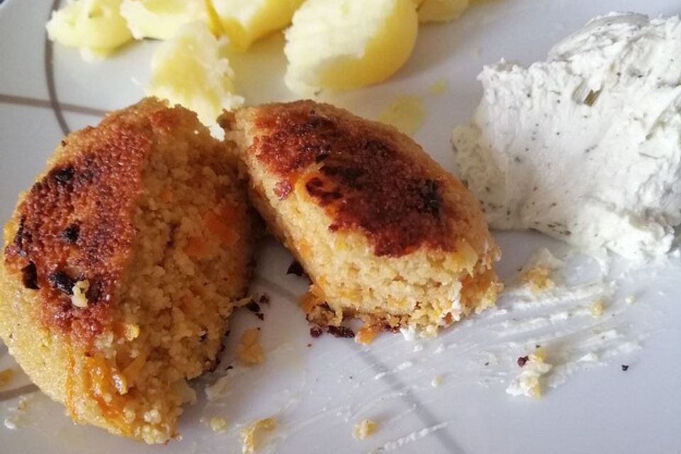 Couscousbratlinge mit Karotten