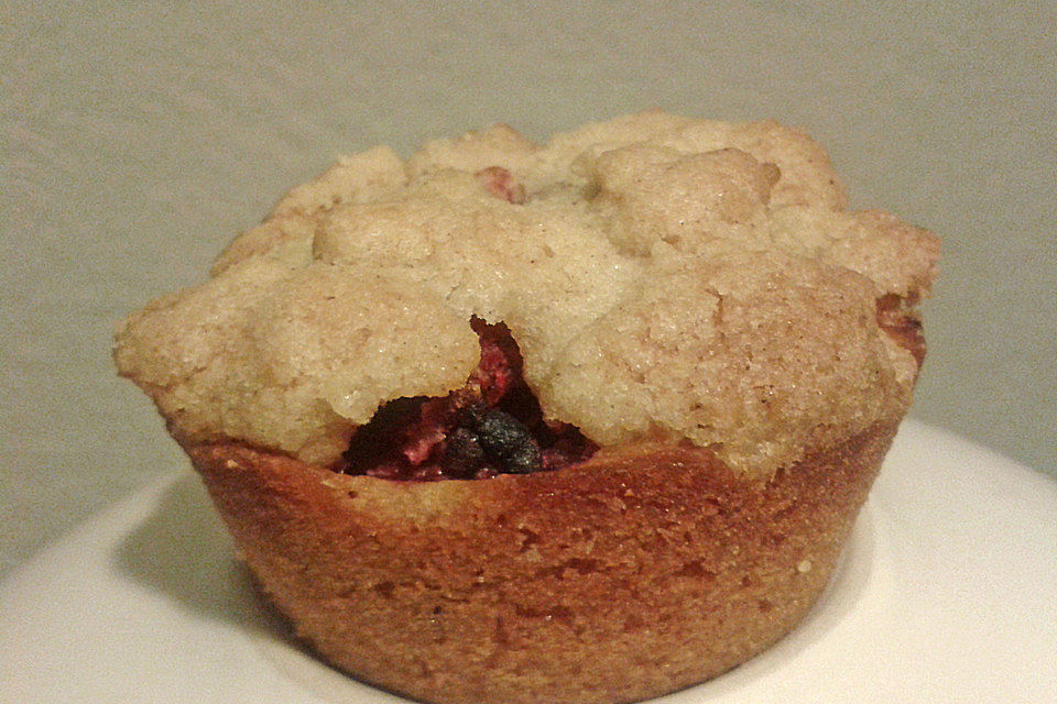 Streusel-Beeren Kuchen