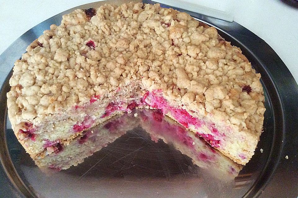 Streusel-Beeren Kuchen