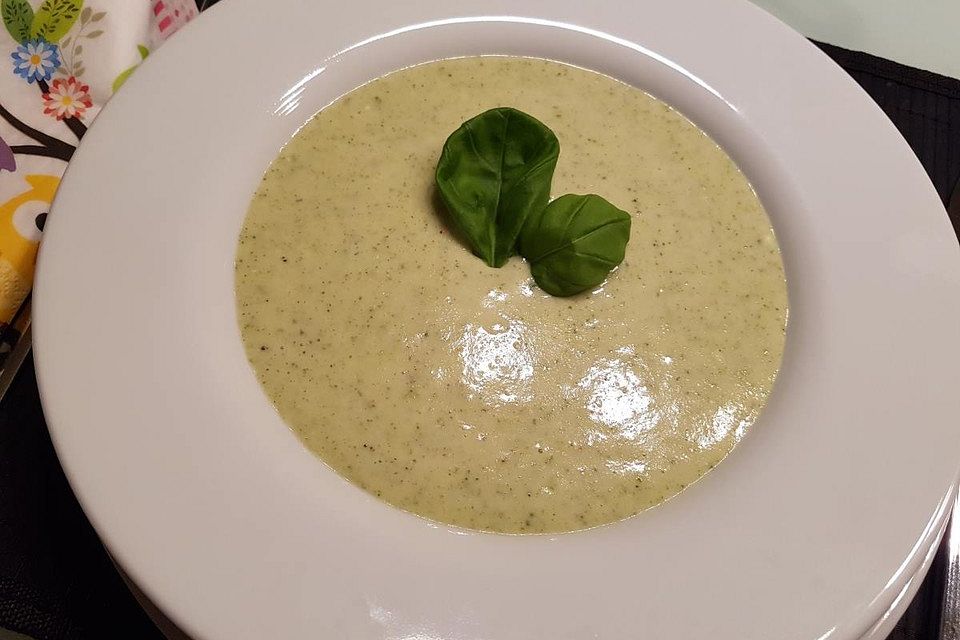 Brokkoli-Creme-Suppe